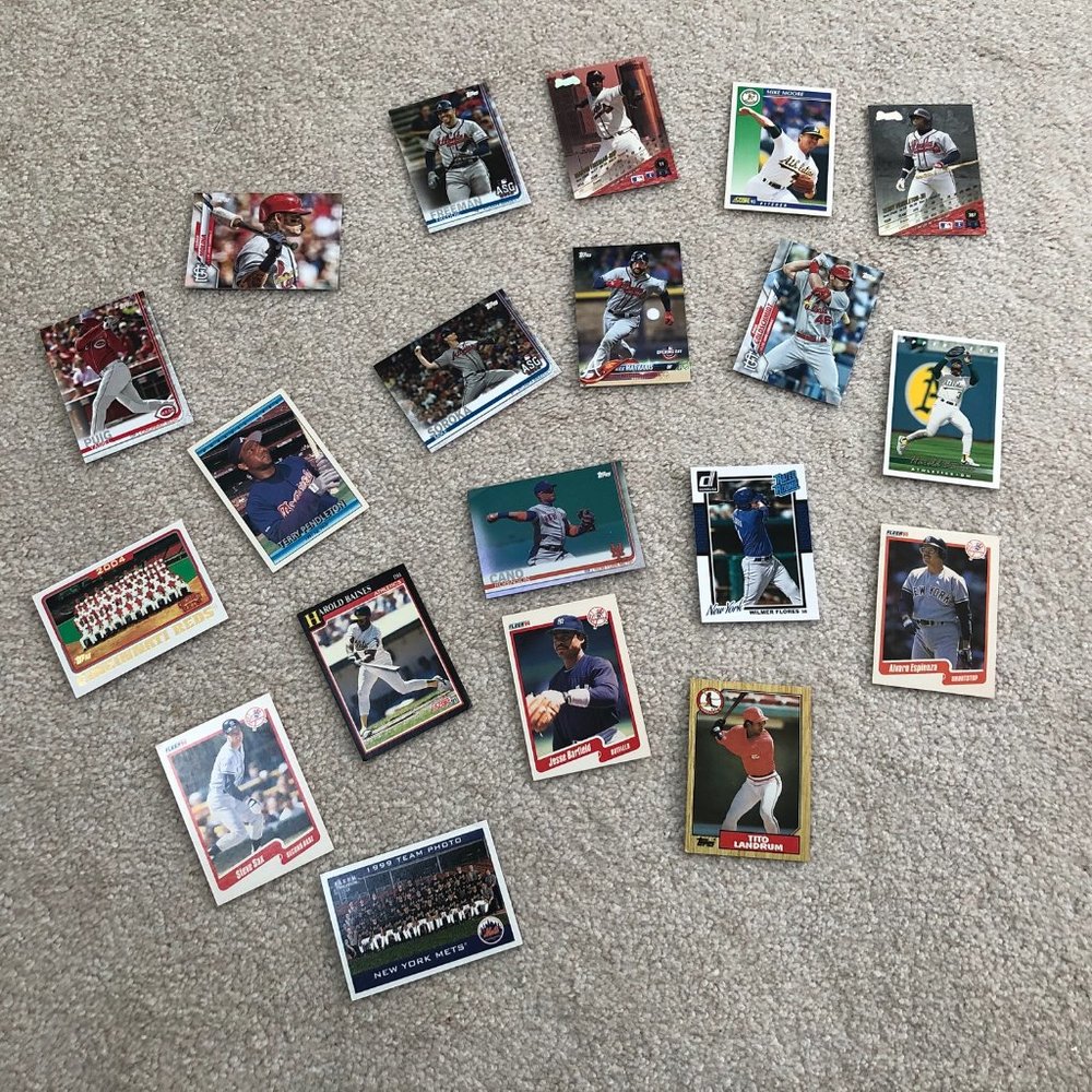 20 Baseball cards  Plus 20 free cards with this sale for a total of 40 cards